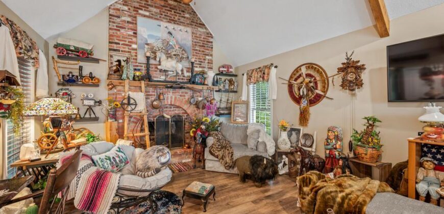 8016 N Garfield Avenue, Kansas City, MO 64118