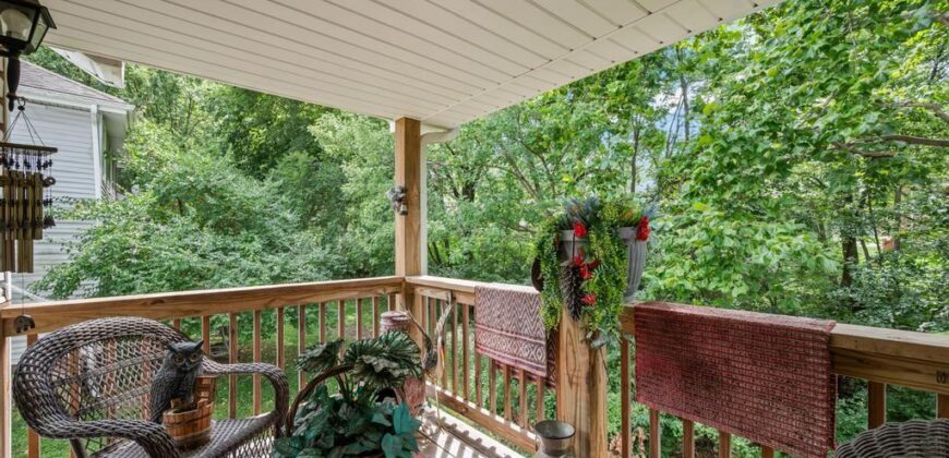 8016 N Garfield Avenue, Kansas City, MO 64118