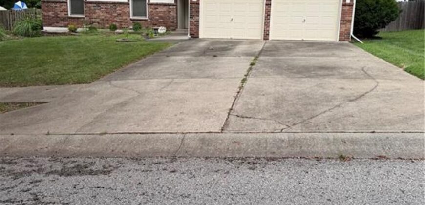 8520 N Campbell Street, Kansas City, MO 64155