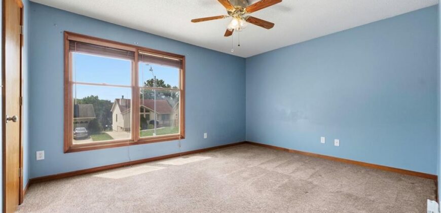 1706 NW 63rd Terrace, Kansas City, MO 64118