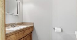 1706 NW 63rd Terrace, Kansas City, MO 64118