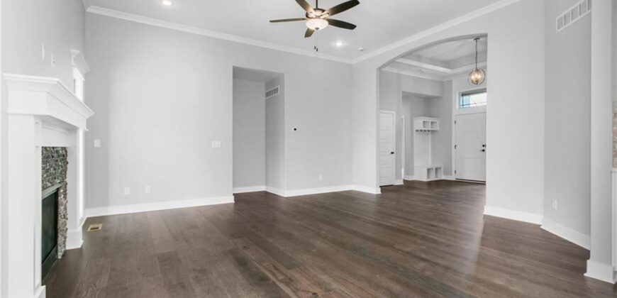11028 N Corrington Avenue, Kansas City, MO 64156