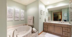 7000 N Agnes Street, Gladstone, MO 64119