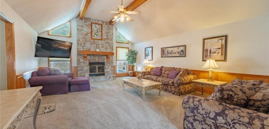7000 N Agnes Street, Gladstone, MO 64119