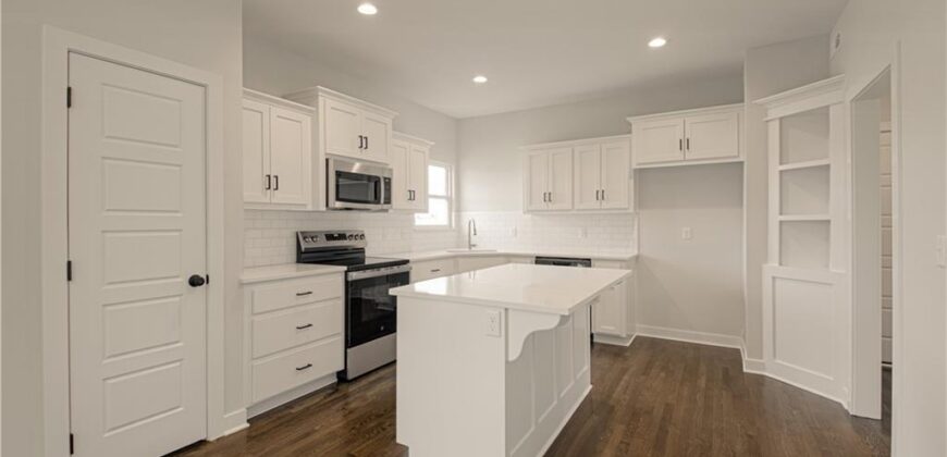 6118 NE 118th Street, Kansas City, MO 64156