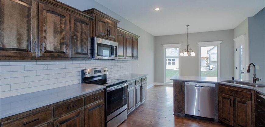 3316 NW 93rd Street, Kansas City, MO 64154