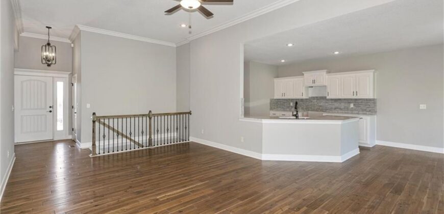 3315 NW 93rd Street, Kansas City, MO 64154