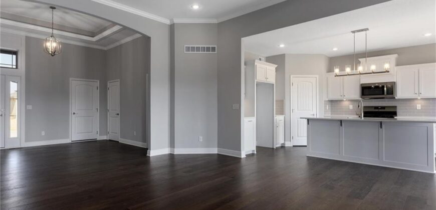 3319 NW 93rd Street, Kansas City, MO 64154