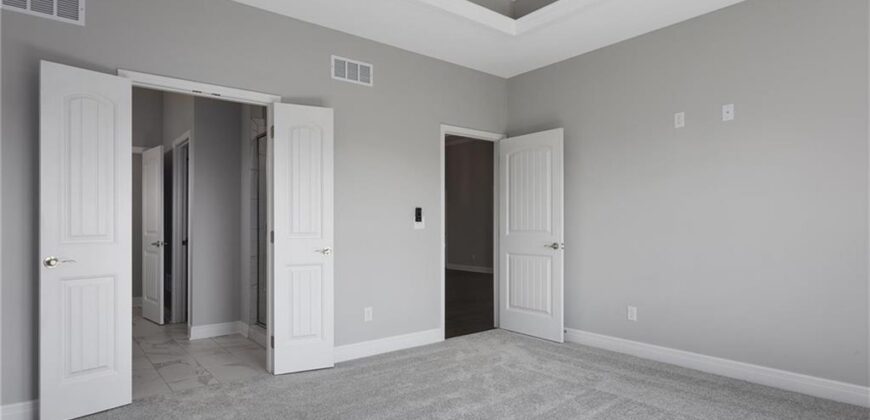 3327 NW 93rd Street, Kansas City, MO 64154