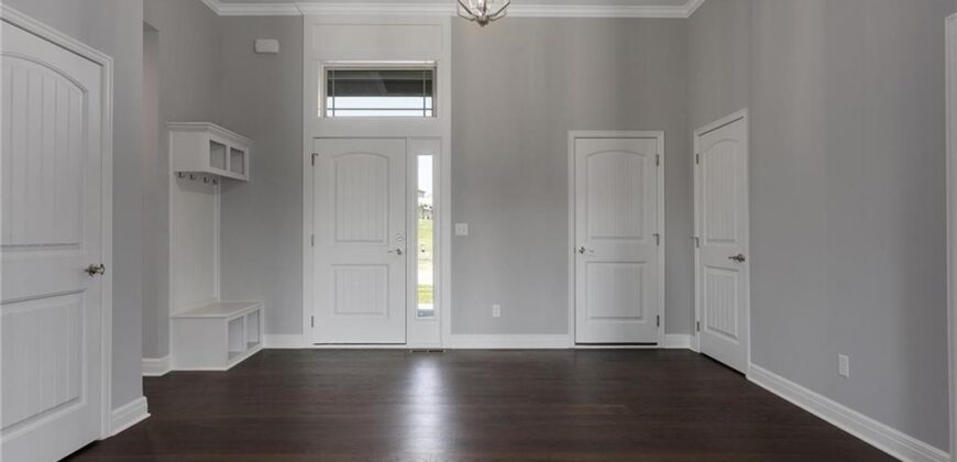 3327 NW 93rd Street, Kansas City, MO 64154