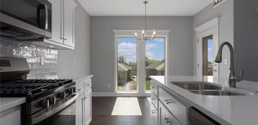 3311 NW 93rd Street, Kansas City, MO 64154