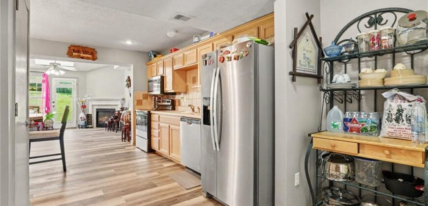 8155 N Lawn Avenue, Kansas City, MO 64119