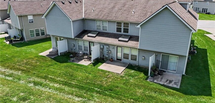 8155 N Lawn Avenue, Kansas City, MO 64119