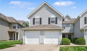 8155 N Lawn Avenue, Kansas City, MO 64119