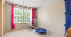 8155 N Lawn Avenue, Kansas City, MO 64119