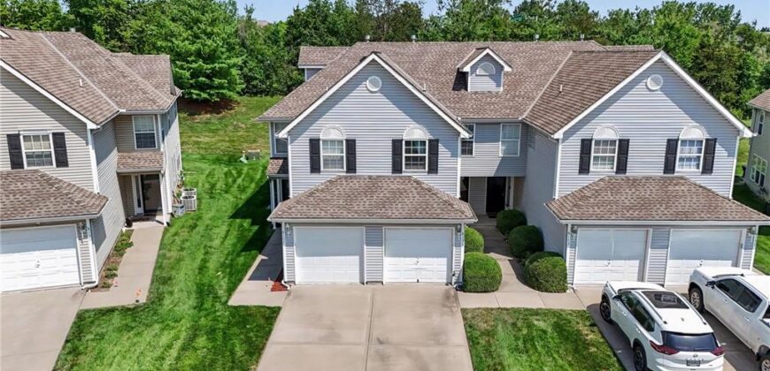 8155 N Lawn Avenue, Kansas City, MO 64119