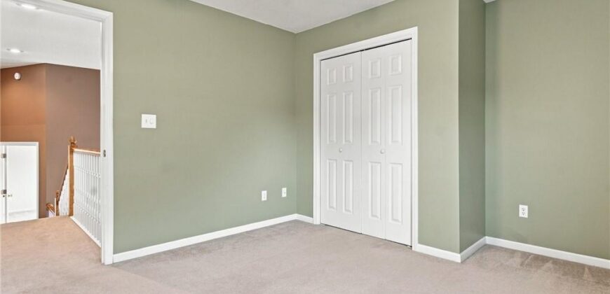7338 N Booth Avenue, Kansas City, MO 64158