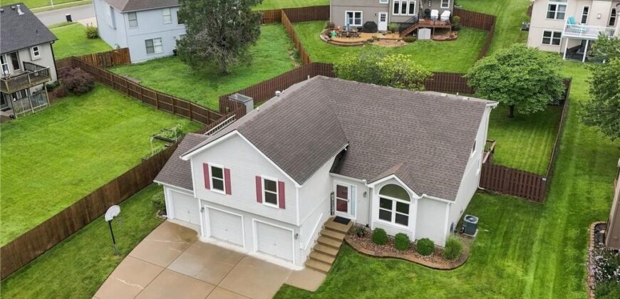 7338 N Booth Avenue, Kansas City, MO 64158