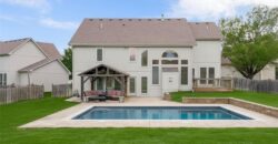 9105 N Kansas Court, Kansas City, MO 64156