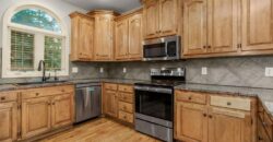 9105 N Kansas Court, Kansas City, MO 64156