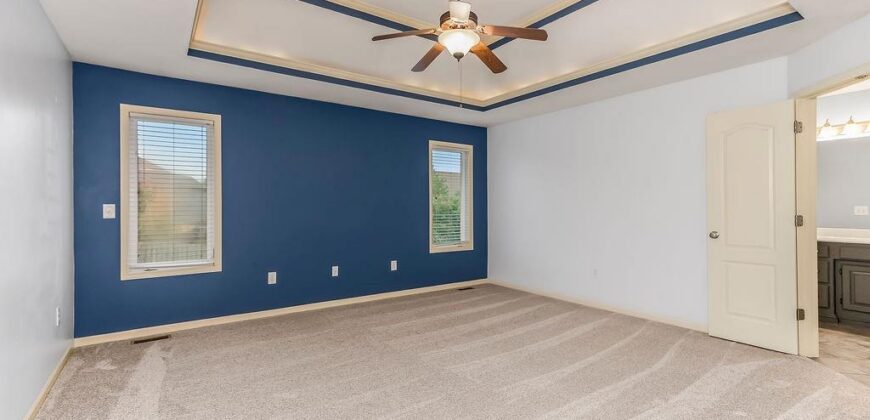 9105 N Kansas Court, Kansas City, MO 64156