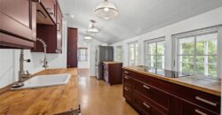 633 Main Street, Weston, MO 64098