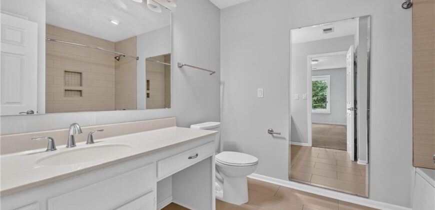 6807 Cedar Bend N/A, Kansas City, MO 64152