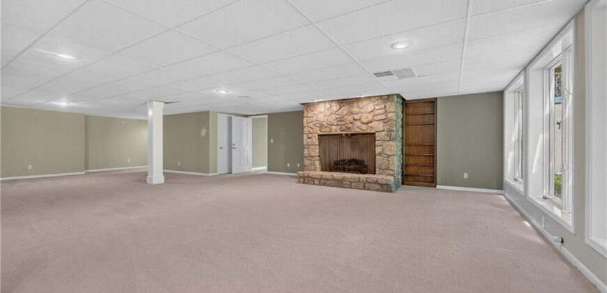 6807 Cedar Bend N/A, Kansas City, MO 64152