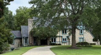 6807 Cedar Bend N/A, Kansas City, MO 64152
