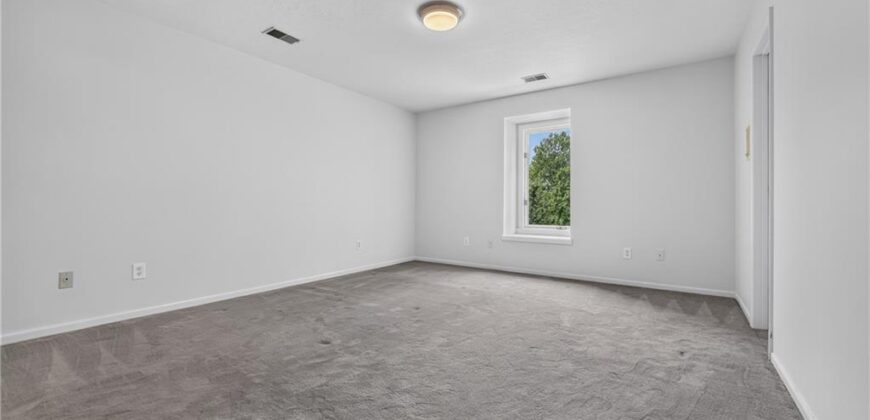 6807 Cedar Bend N/A, Kansas City, MO 64152