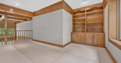6807 Cedar Bend N/A, Kansas City, MO 64152