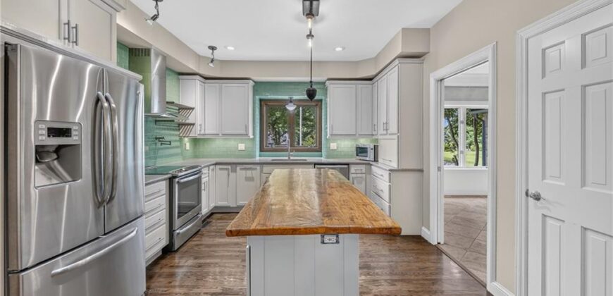 6807 Cedar Bend N/A, Kansas City, MO 64152