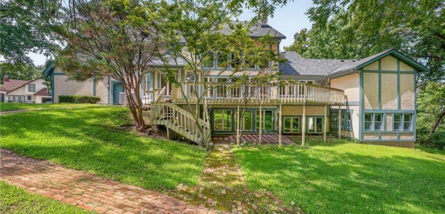 6807 Cedar Bend N/A, Kansas City, MO 64152