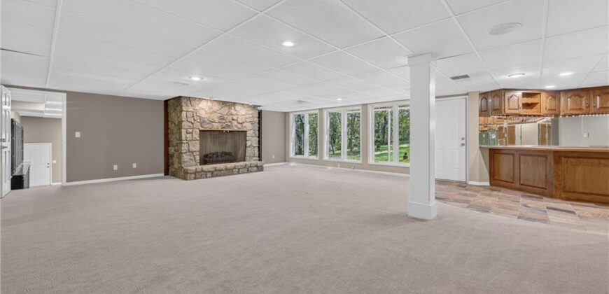 6807 Cedar Bend N/A, Kansas City, MO 64152