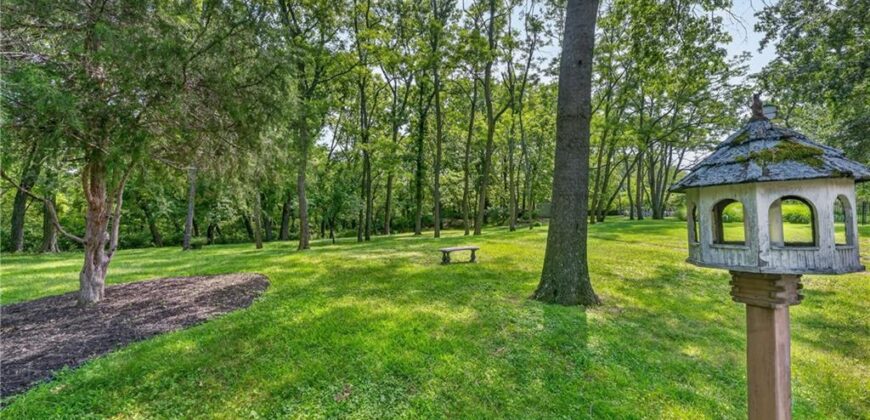 6807 Cedar Bend N/A, Kansas City, MO 64152