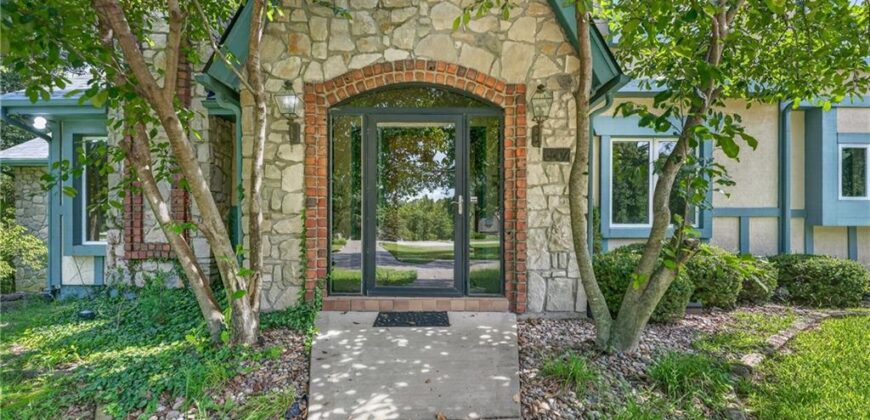 6807 Cedar Bend N/A, Kansas City, MO 64152
