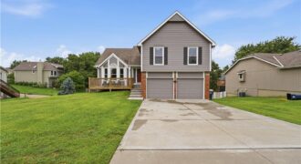 1309 NE Chowning Drive, Kansas City, MO 64155