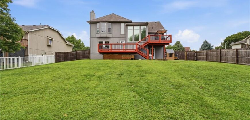 1309 NE Chowning Drive, Kansas City, MO 64155