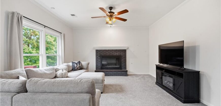 1309 NE Chowning Drive, Kansas City, MO 64155