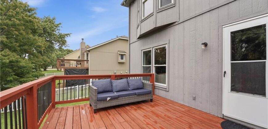 1309 NE Chowning Drive, Kansas City, MO 64155