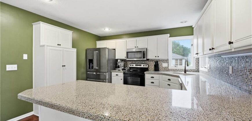1309 NE Chowning Drive, Kansas City, MO 64155