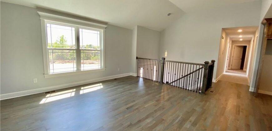 527 Skyview Lane, Liberty, MO 64068