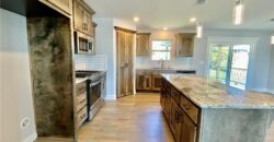 527 Skyview Lane, Liberty, MO 64068
