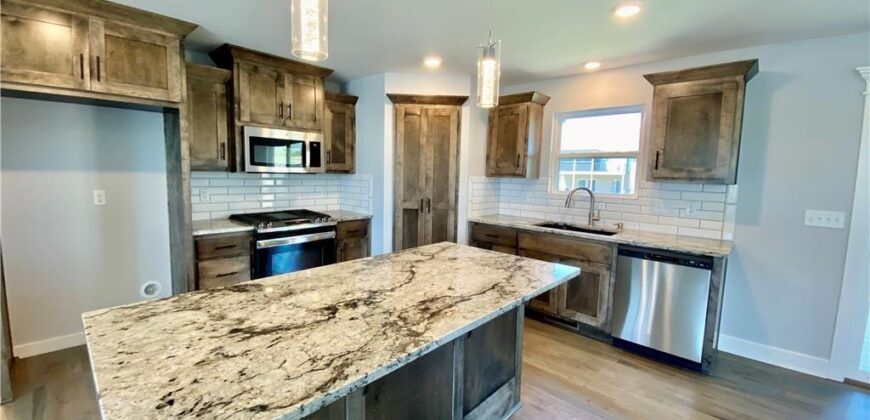 527 Skyview Lane, Liberty, MO 64068