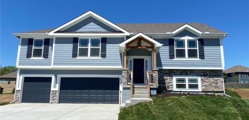 527 Skyview Lane, Liberty, MO 64068