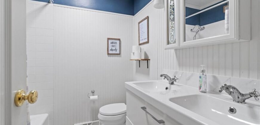 413 Pershing Street, Liberty, MO 64068