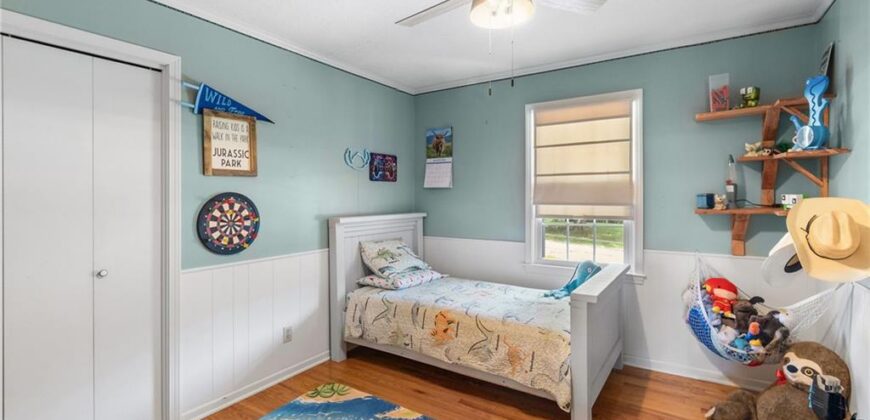 413 Pershing Street, Liberty, MO 64068