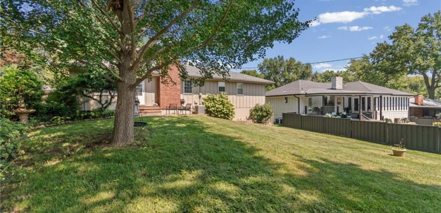 413 Pershing Street, Liberty, MO 64068