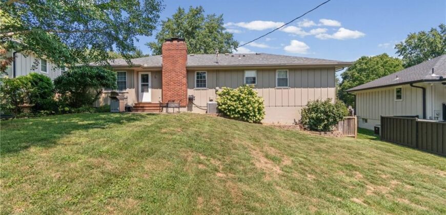413 Pershing Street, Liberty, MO 64068
