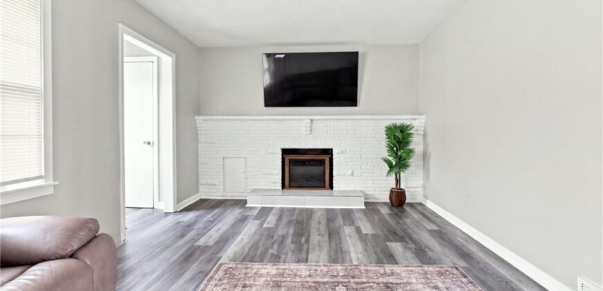 2307 NE 37th Terrace, Kansas City, MO 64116